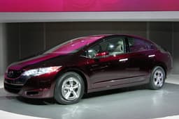 Weltpremiere: Honda zeigt auf der LA Auto Show den FCX Clarity