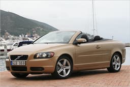 Volvo C70: Cooler Schwede mit neuer Einstiegsmotorisierung